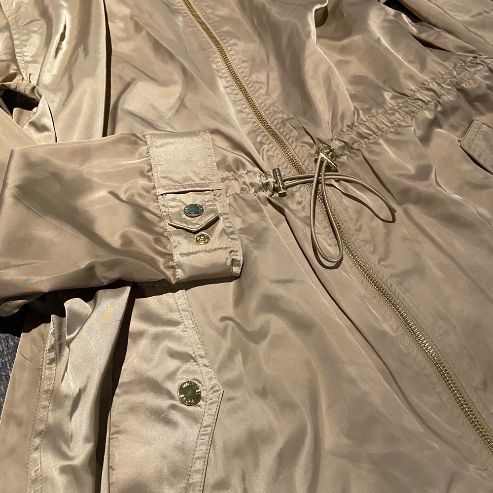 Jacket - Picture 3 of 3